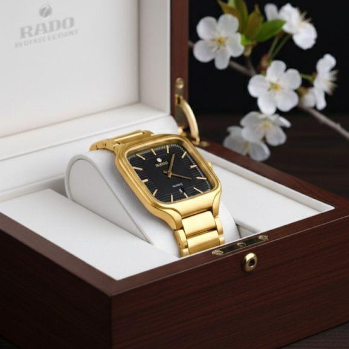 Raado Classic Square Luxury Watch – Gold Edition